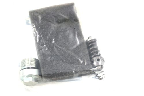 BOBCAT PLUG ASSEMBLY