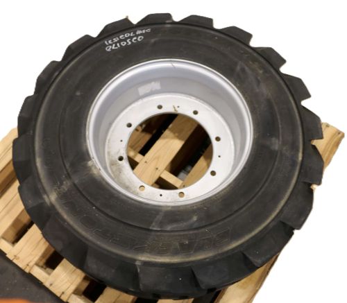 JLG TIRE 14 X 17.5 FOAM FILL