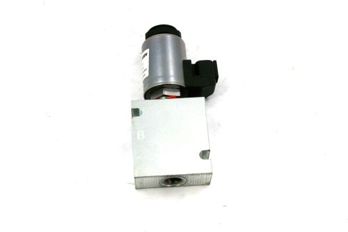 SENNEBOGEN VALVE ASSEMBLY