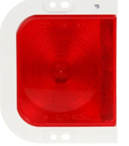 OSHKOSH 41 SERIES  LH STOP TAIL TURN LIGHT  PL-3  12V