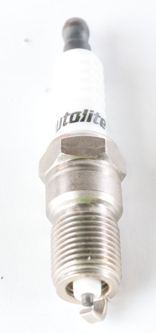 BOBCAT SPARK PLUG-4 PER BOX