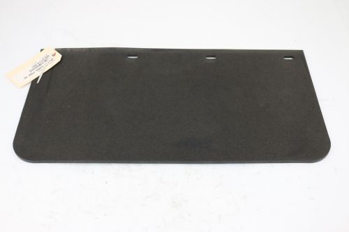 AUTOCAR SPLASH GUARD FNDR MOUNTED
