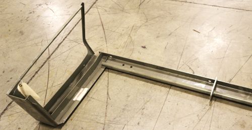 AUTOCAR WELDMENT_REAR GRILLE