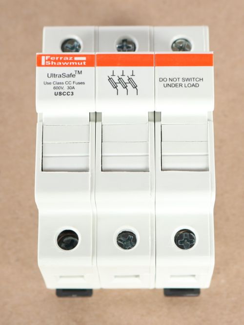 MERSEN FUSE HOLDER 30A 3-POLE 600VAC DIN RAIL