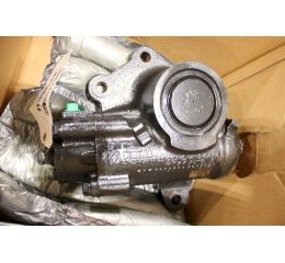 STEERING GEAR BOX