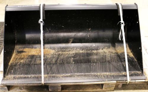 JLG BUCKET1400MM UNIV WELD