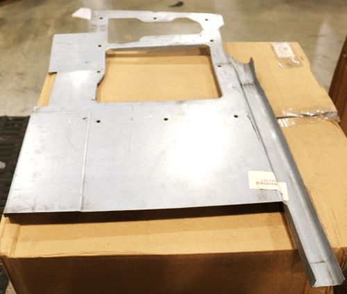 AUTOCAR FLOOR PANEL RH