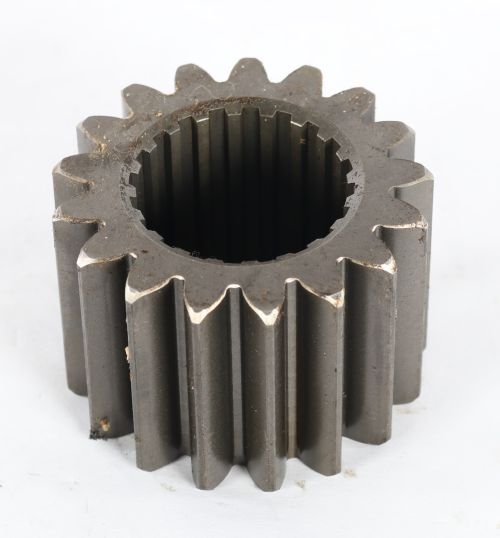 JOHN DEERE SUN GEAR 20 SPLINE  17 TEETH