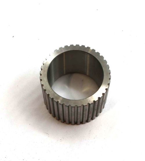 KUBOTA GEAR-OIL PUMP;DRIVE-KUBOTA-T-4