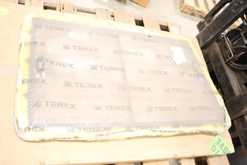 TEREX FUCHS SLIDING WINDOW