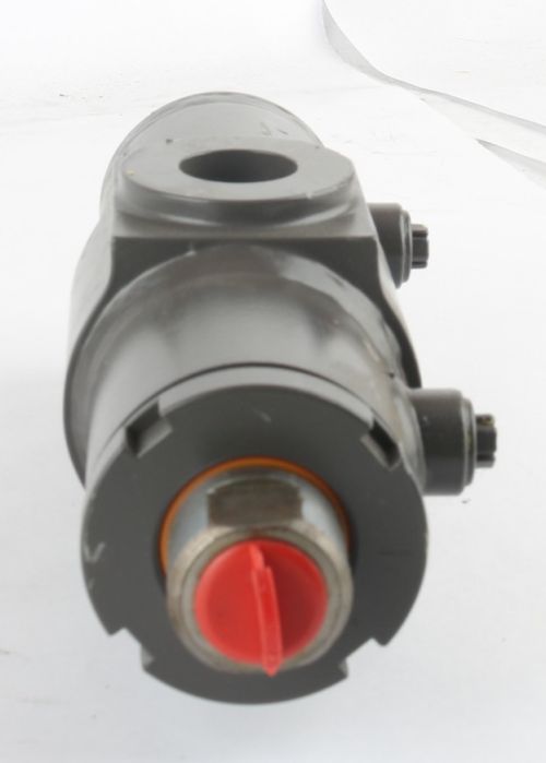 VOLVO HYDRAULIC CYLINDER; DOUBLE ACT