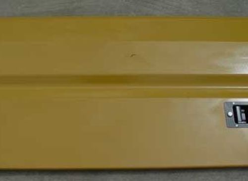CAT AFTERMARKET COMP. DOOR R/H, WITH LATCH & HINGE