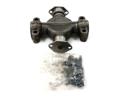 MACK UNIVERSAL JOINT