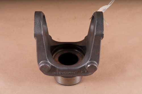 MERITOR SPLINED END YOKE