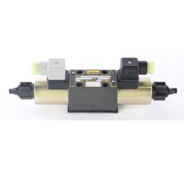 SOLENOID DIRECTIONAL CONTROL VALVE 24VDC 5000PSI