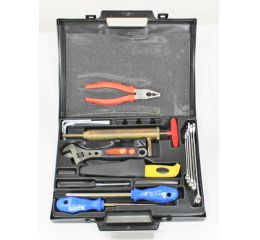 TOOL KIT