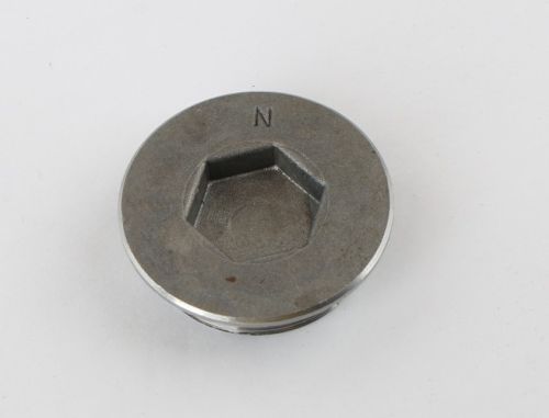 VOLVO PENTA PLUG - CYLINDER HEAD