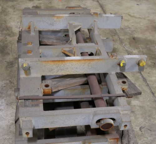 JLG 6 FT MAST CARRIAGE 45 1/2 IN