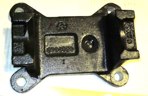AUTOCAR AXLE SEAT
