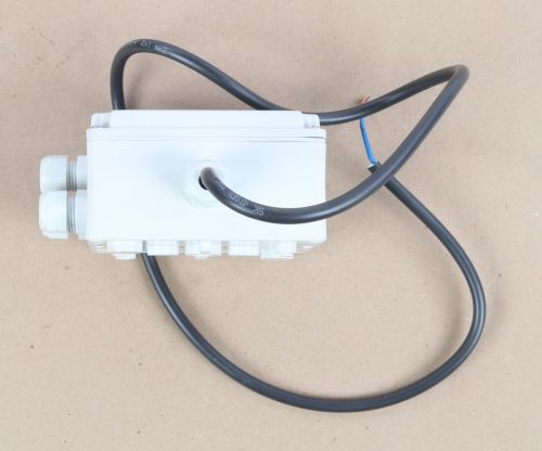PARKER SWITCH BOX 12V
