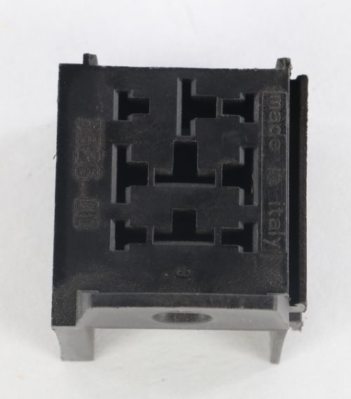 HELLA SOCKET FOR RELAY