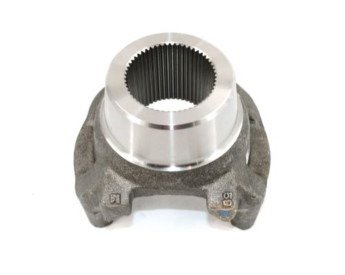 MACK SPLINED END YOKE