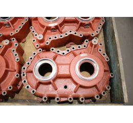 CAST IRON TRANSFER CASE HOUSIN