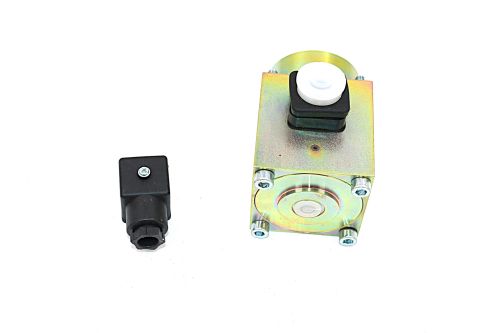VOLVO SOLENOID