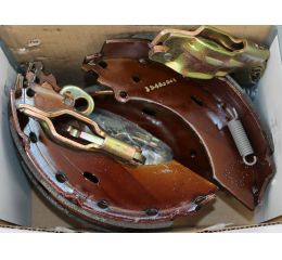 KIT SERVICE BRAKE SHOES